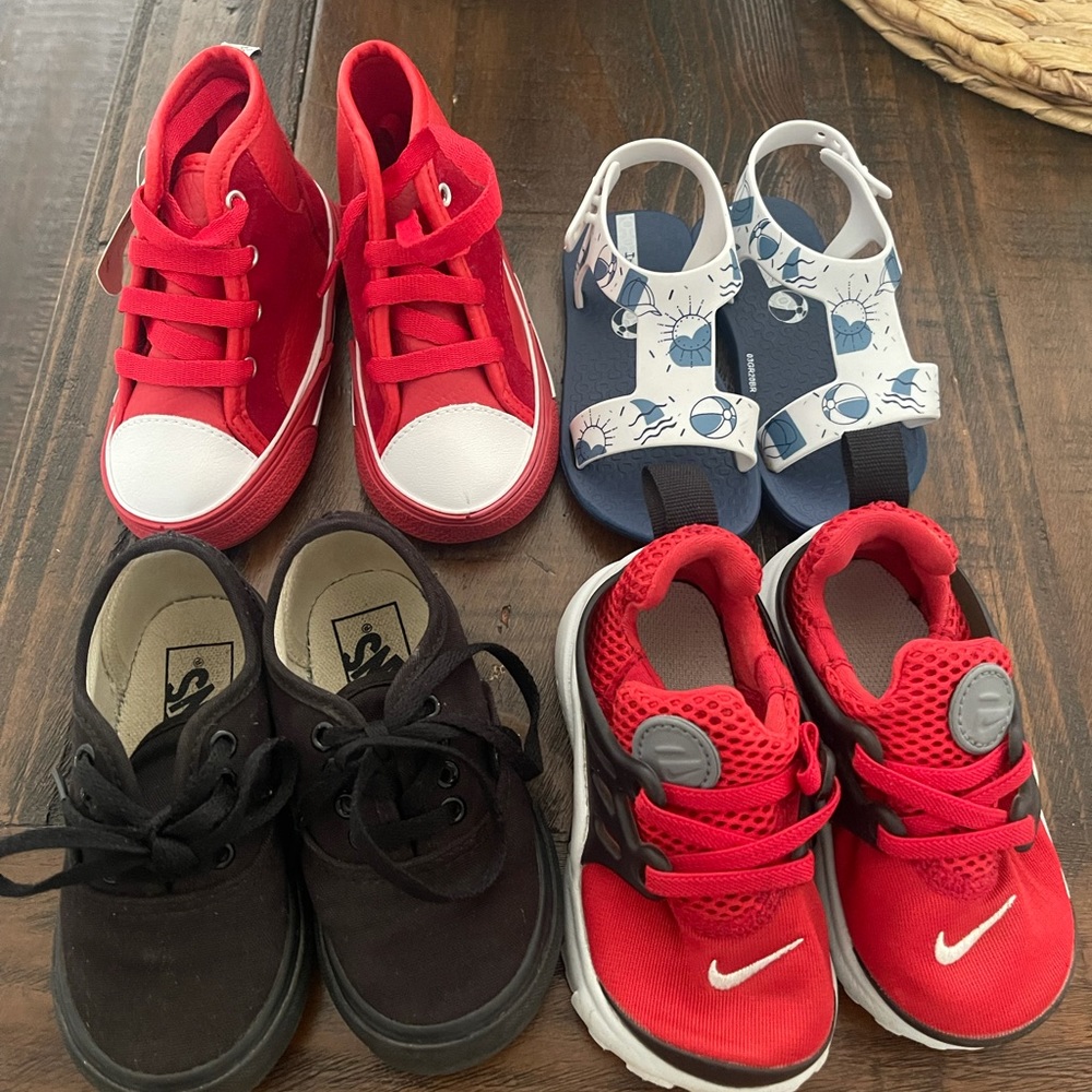 Kids shoes
